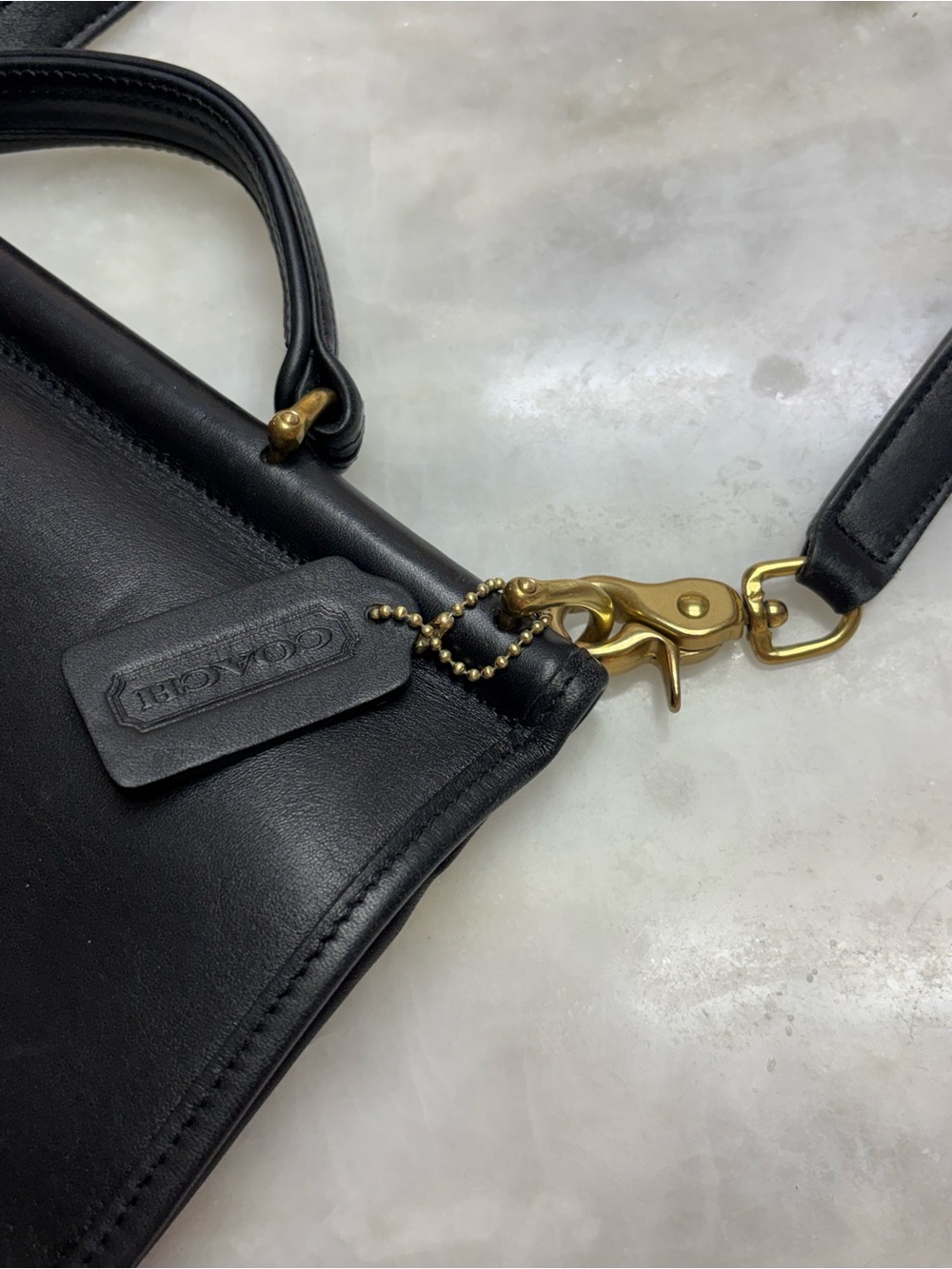 VINTAGE COACH Leather Willis Station Bag 9927 - Black Crossbody - Rare - Picture 13 of 13